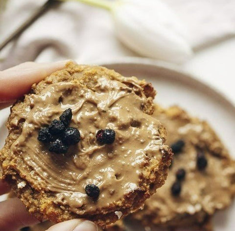 carrot cake cookies - clean & nährstoffreich - gesunder snack🧡 - Glowkitchen Bananenbrot