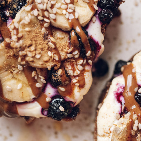 Bananenbrot als schnelles frühstück - simpel aber unglaublich köstlich❤️ - Glowkitchen Bananenbrot