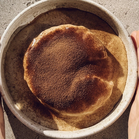healthy Rice Cake Tiramisu - gesunder Snack der schmeckt wie ein Dessert - Glowkitchen Bananenbrot
