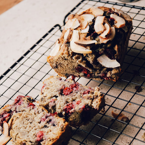 super fruchtiges Kirsch-Kokos Bananenbrot🍒🥥 - Glowkitchen Bananenbrot